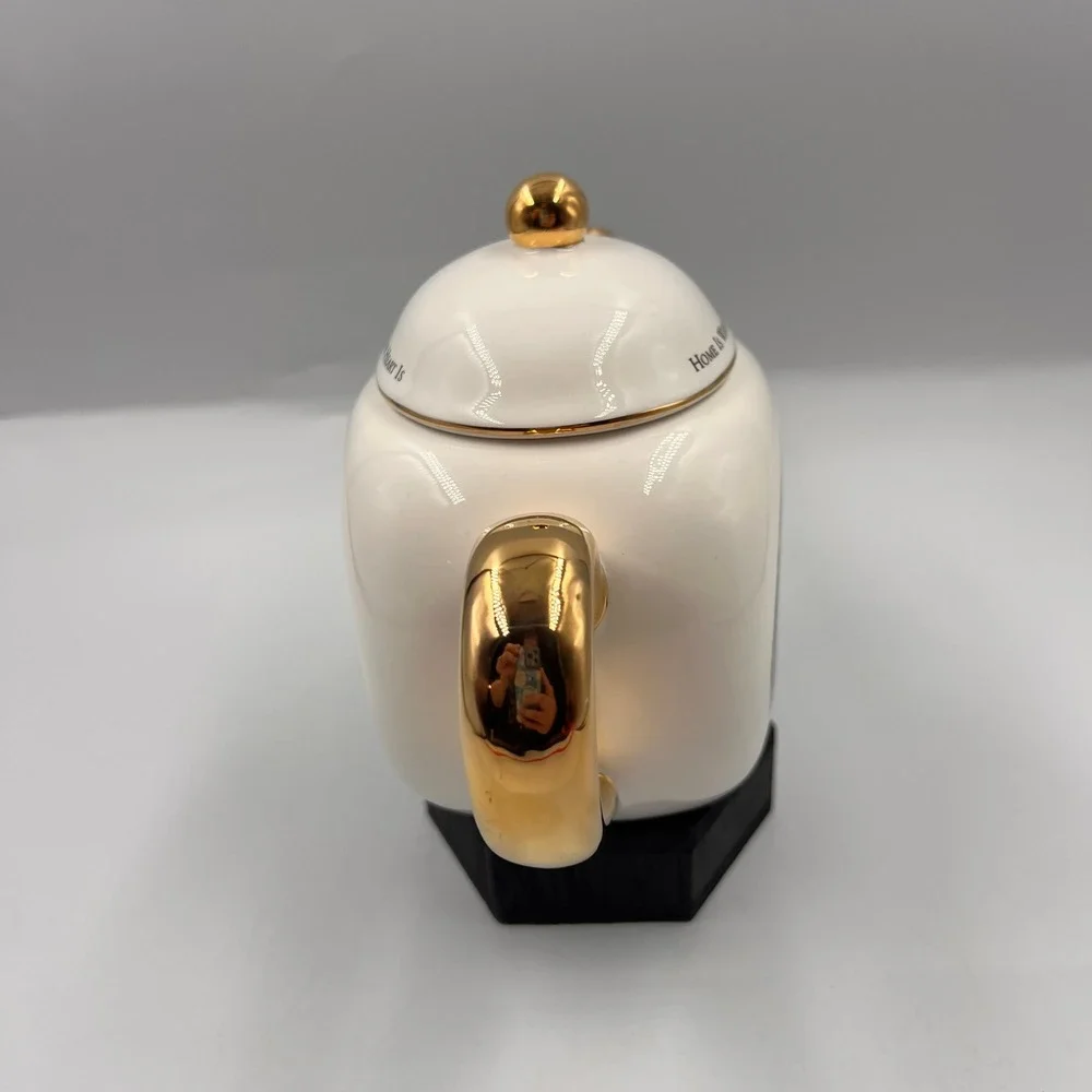 Thomas Kinkade‎ Home Is Where The Heart Is II Teapot Teleflora Gold Trim Ceramic